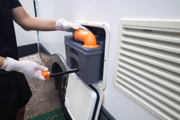 Portable Toilet Options We Offer in Piney Green, NC